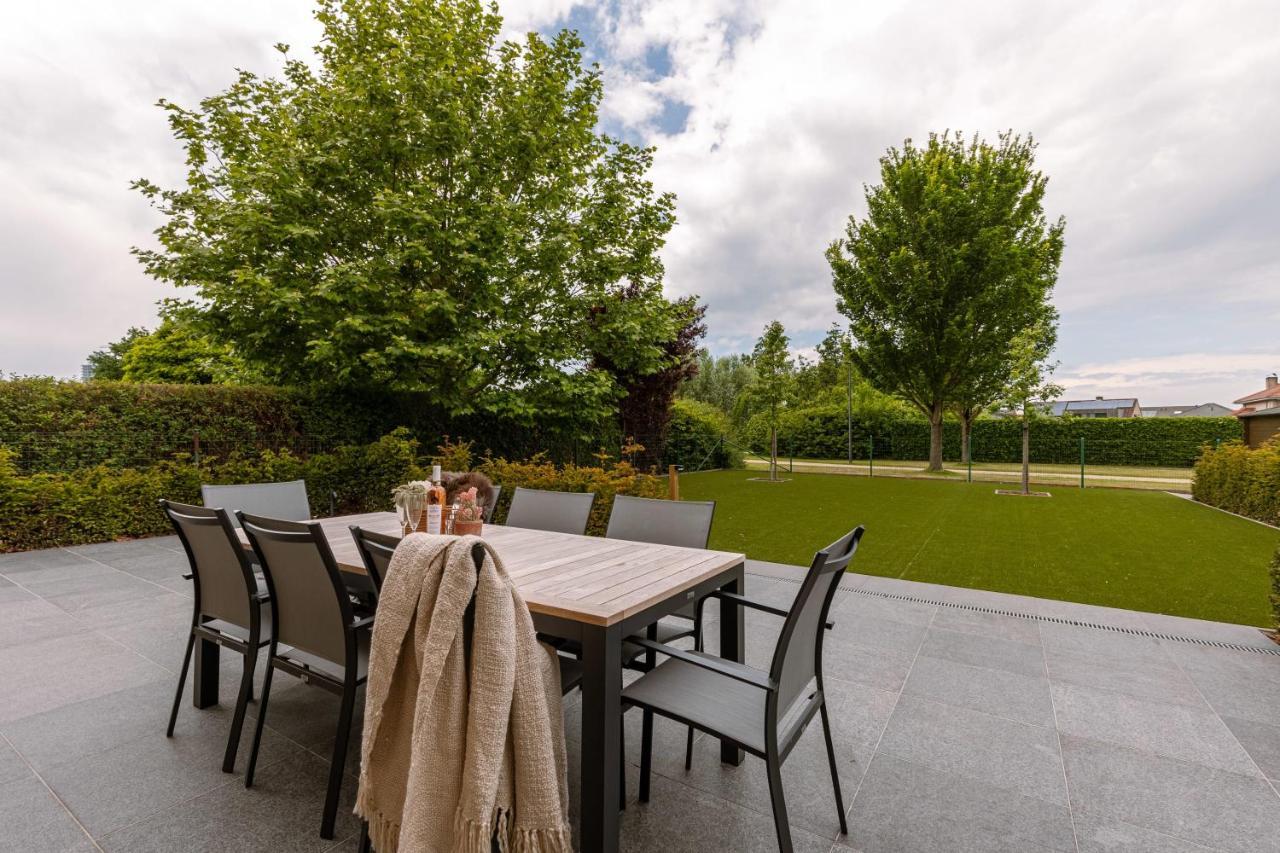 Fantastic Family Villa With Beautiful Garden 오스텐드 외부 사진